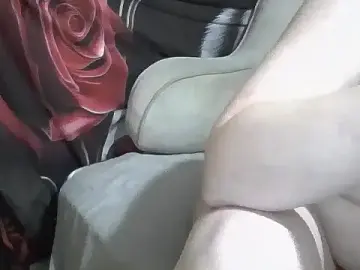 AverageRose  live sex cam