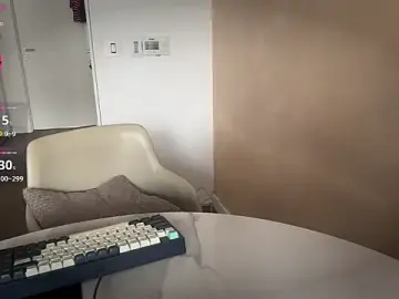 Chantwow  live sex cam