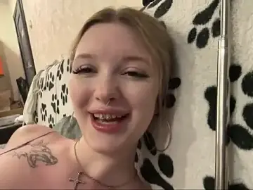 Elinthegreat  live sex cam