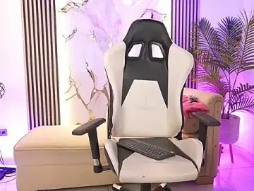 KataJenner  live sex cam
