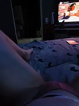Malutka33677  live sex cam
