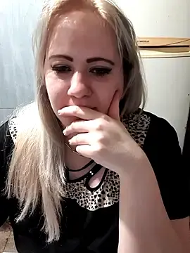 Missy_DM  live sex cam