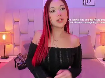 SkinnyFoxy  live sex cam