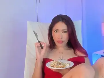 SkinnyFoxy  live sex cam