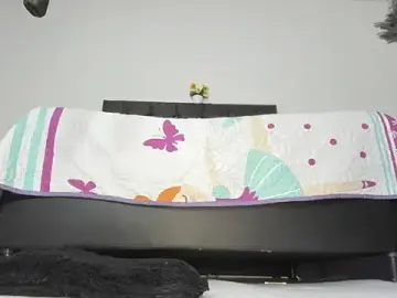 Martinaclark  live sex cam