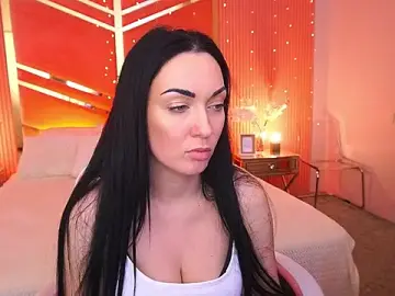 Effie_luvv  live sex cam
