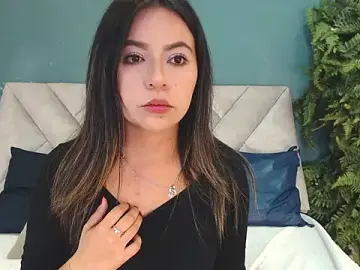 EmmaBellini  live sex cam