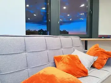 Mad1en  live sex cam