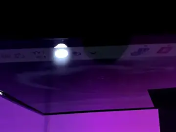 Megan_delarosse  live sex cam