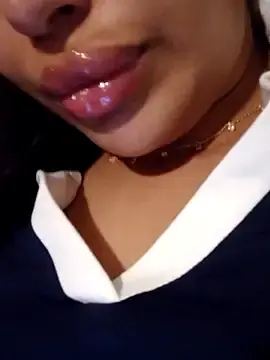 Sexlove1xo  live sex cam