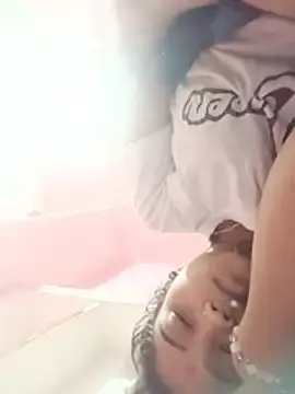 Tiya_beena  live sex cam