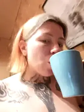 Divine_eve  live sex cam