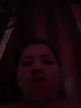 Isabigssa19  live sex cam