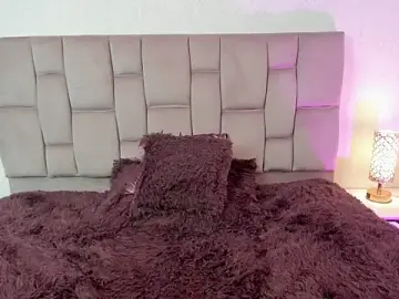 Violet_evanss_  live sex cam