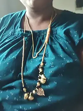 Hotkayal-tamil  live sex cam