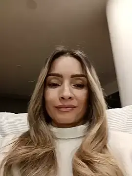 Loly_Horny  live sex cam