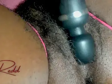 MercedesRedd  live sex cam