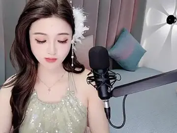 Momo-Wow  live sex cam