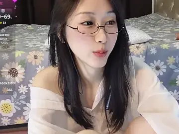 Queenbb88  live sex cam