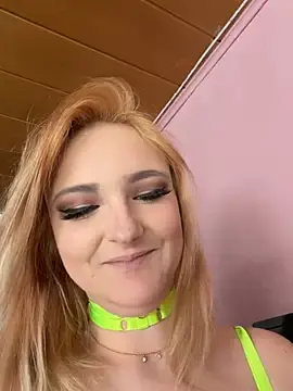 ViviLuu  live sex cam
