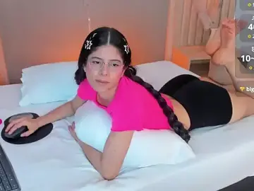 Carlina_15  live sex cam