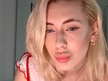 Kara_777  live sex cam