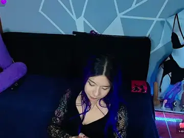 Karlamoon23  live sex cam