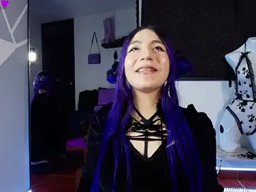 Karlamoon23  live sex cam