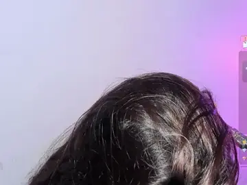 Klhoe_boobs  live sex cam