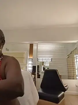 Mamakarma1403  live sex cam