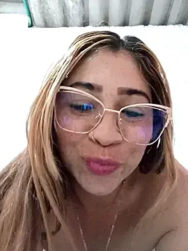 AlissonVargas  live sex cam