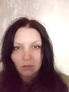 Breezy_88  live sex cam