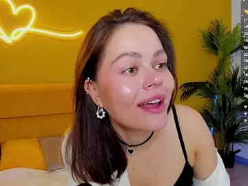 Kelly_Cuutie  live sex cam