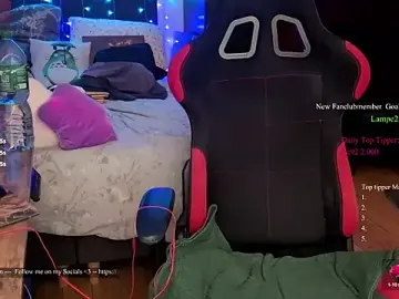 Lisaonthemoon  live sex cam