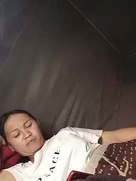 MaiHoa69  live sex cam