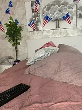 MilaTeenX  live sex cam