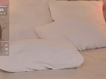 NicoleRays  live sex cam