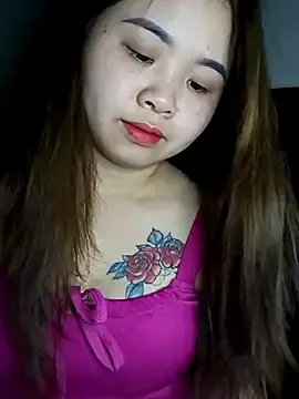 Queen-hot111  live sex cam