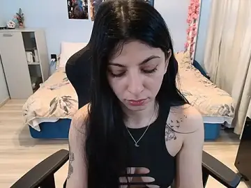 TheLonelyLuna  live sex cam