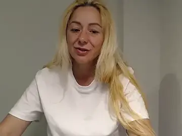 _karolynesyera_  live sex cam