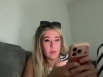 Babygalxx  live sex cam
