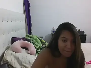 Jennysquirt07  live sex cam