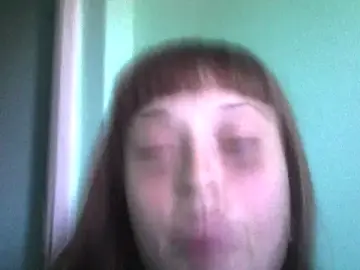 Tyffani420  live sex cam