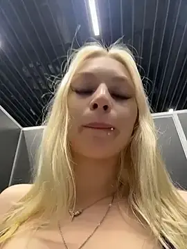 AngelinaTous  live sex cam