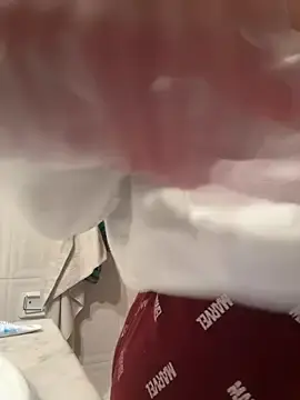 Ginger10  live sex cam