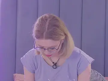 IvyBriggs  live sex cam