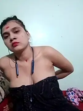 Kiara-Sharma  live sex cam