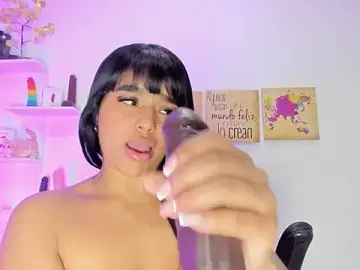 Nicolhott  live sex cam