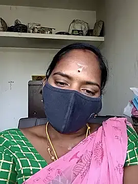 Tamil_Sangeetha  live sex cam