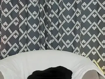 Alyjonesoficiall  live sex cam